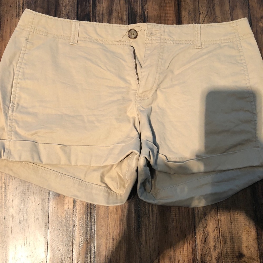 Old Navy Khaki shorts
